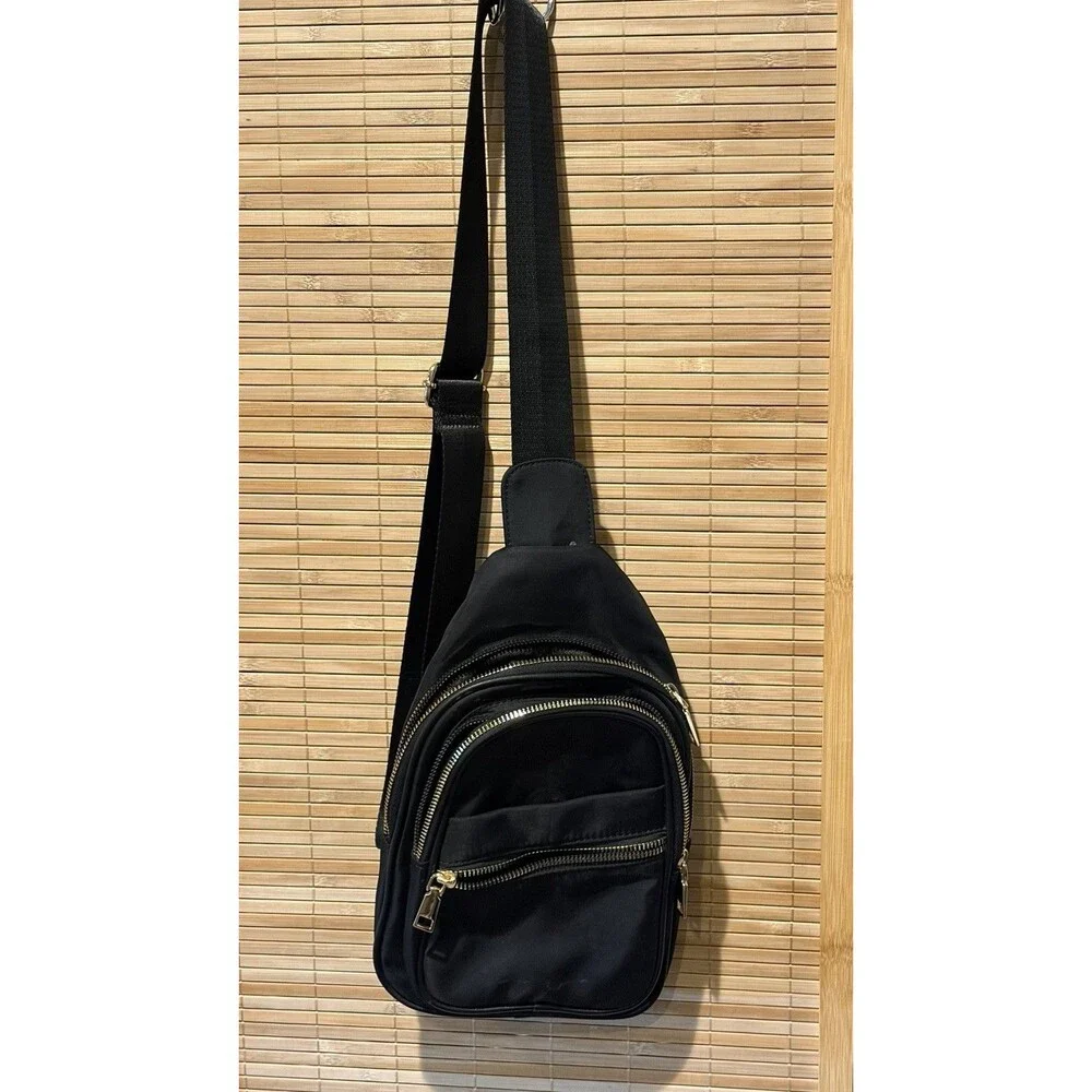 Black Sling Crossbody Backpack Bag Zip Closure Pockets Travel Backpack Purse